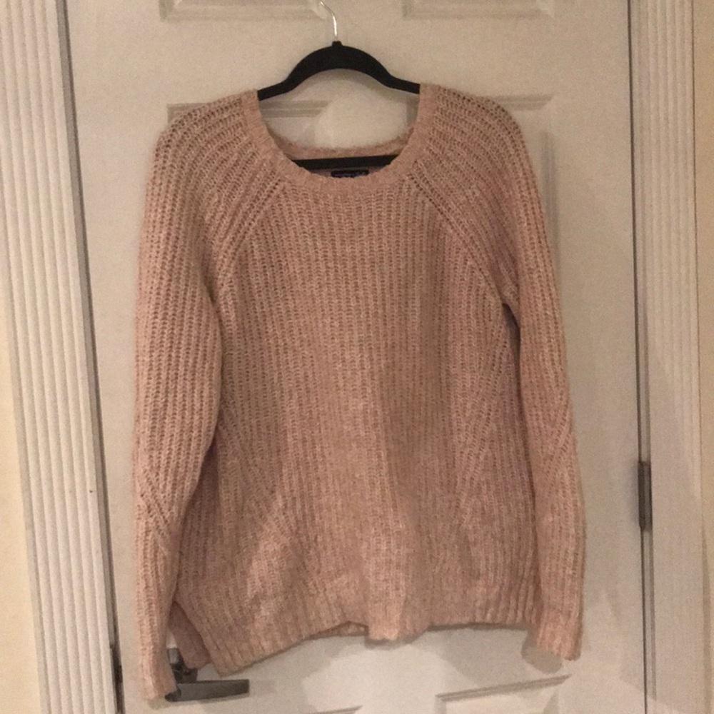 American Eagle baby pink sweater